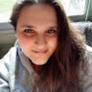 Meet your Posher, Cassie